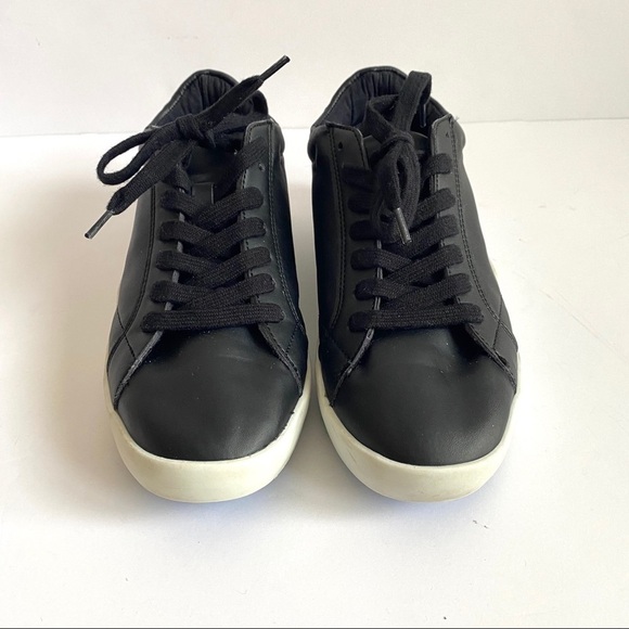 Zara black sneakers white and blue sole - Picture 3 of 10